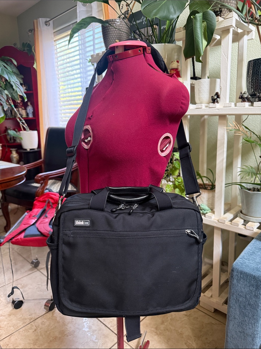 Think Tank Photo Urban Disguise shoulder bag-pre-loved.